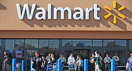 חנות סופרמרקט רשת שיווק וולמארט ארה"ב, צילום: איי אף פי