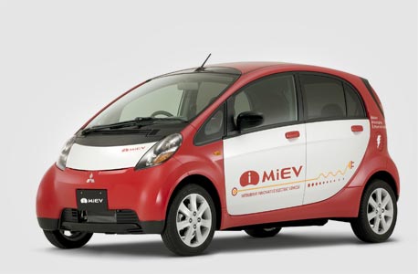 חשמלית של מיצובישי. ה- iMiev מגיעה ל-130קמ"ש חשמלית של מיצובישי. ה- iMiev מגיעה ל-130קמ"ש