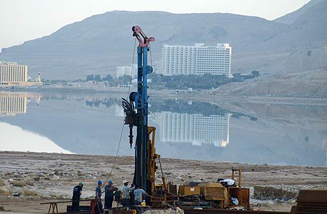 הוויכוח נמשך והמפלס יורד: נושא ים המלח יועבר לטיפול משרד ראש הממשלה