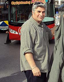 זאפיריס, ממפוטרי אולימפיק ומראשי המפגינים נגד השלטון: "הממשלה מדברת עם האיחוד בבריסל, אבל לא איתנו. תאמין לי, באוגנדה ובטוגו המצב טוב יותר. יוון חברה באיחוד? בווייטנאם ובתאילנד הממשלות יותר טובות" זאפיריס, ממפוטרי אולימפיק ומראשי המפגינים נגד השלטון: "הממשלה מדברת עם האיחוד בבריסל, אבל לא איתנו. תאמין לי, באוגנדה ובטוגו המצב טוב יותר. יוון חברה באיחוד? בווייטנאם ובתאילנד הממשלות יותר טובות"