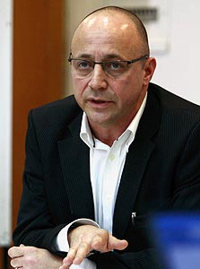 עו"ד גיא גיסין עו"ד גיא גיסין