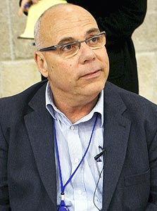ח"כ מטלון. העוזר שלו יועץ חיצוני למכינות הקדם צבאיות ח"כ מטלון. העוזר שלו יועץ חיצוני למכינות הקדם צבאיות
