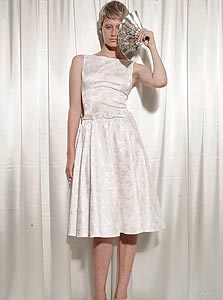 השראת שנות החמישים. שמלת כלה של נעמה בצלאל, צילום: איתן טל