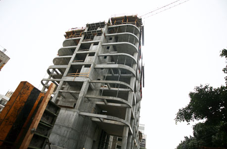 המגדל שנבנה ברחוב פרישמן המגדל שנבנה ברחוב פרישמן