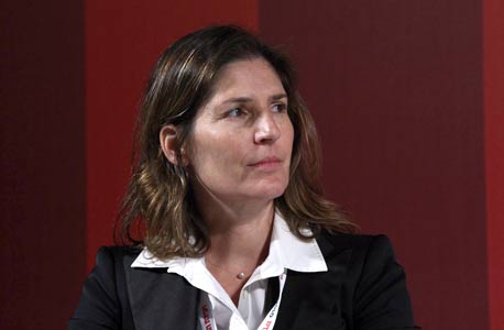 מנכ"לית אוצר מפעלי ים לשעבר אורנה אנג'ל. ניהלה את הנמל מפתיחתו המחודשת עד 2006 וסירבה להתייחס לנושא מנכ"לית אוצר מפעלי ים לשעבר אורנה אנג'ל. ניהלה את הנמל מפתיחתו המחודשת עד 2006 וסירבה להתייחס לנושא