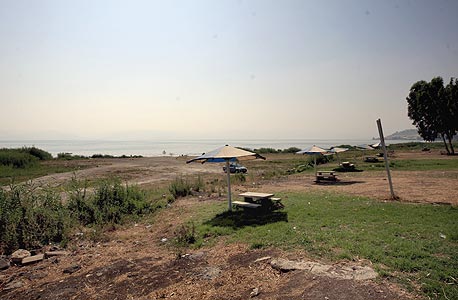השטח שעליו מתוכנן לקום המלון. "אם יפתחו את האזור, אפשר יהיה להגיע ל-10 מיליון תיירים בשנה" השטח שעליו מתוכנן לקום המלון. "אם יפתחו את האזור, אפשר יהיה להגיע ל-10 מיליון תיירים בשנה"