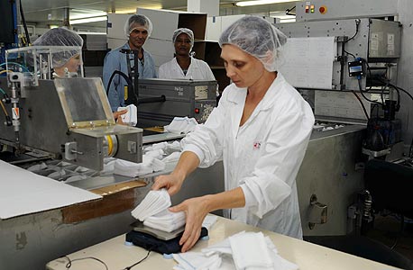 התעשיינים: גובר הקושי בגיוס עובדים מקצועיים