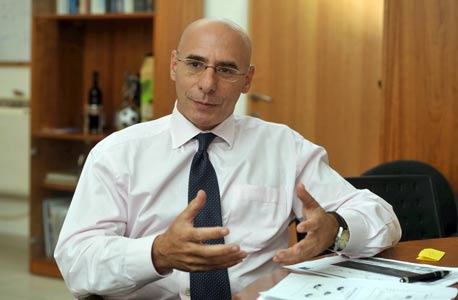 אחרי שלוש שנים וחצי: החשב הכללי שוקי אורן הודיע על פרישתו