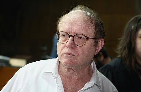 יעקב וינרוט. מונולוגים נוקבים ועימותים עוקצניים יעקב וינרוט. מונולוגים נוקבים ועימותים עוקצניים