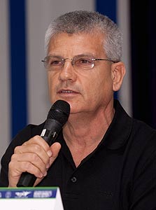 עמרי פדן בכנס עמרי פדן בכנס