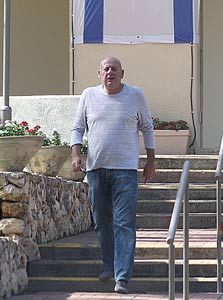 ישראל פרל. מנהל אימפריה ישראל פרל. מנהל אימפריה