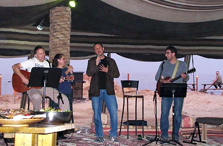 אראל מרגלית של לייב מול העובדים אראל מרגלית של לייב מול העובדים