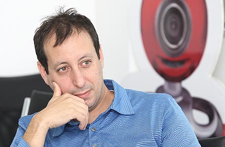 אריאל מייסלוס. אפל שילמה 390 מליון דולר עבור רכישת אנוביט בתחילת השנה אריאל מייסלוס. אפל שילמה 390 מליון דולר עבור רכישת אנוביט בתחילת השנה