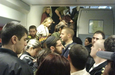 עומס ברכבת ישראל (למצולמים אין קשר לכתבה) עומס ברכבת ישראל (למצולמים אין קשר לכתבה)