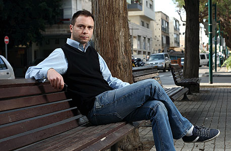 דני לוי (34), יחצן, גר לבד בפנטהאוז בלב תל אביב דני לוי (34), יחצן, גר לבד בפנטהאוז בלב תל אביב