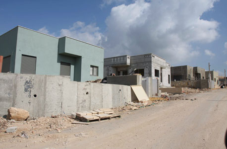 ההרחבה בקיבוץ בחן. החברה שהופקדה על הקמת התשתיות פשטה את הרגל ההרחבה בקיבוץ בחן. החברה שהופקדה על הקמת התשתיות פשטה את הרגל