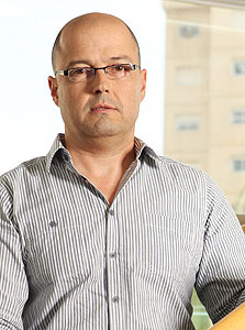 אייל חכם אייל חכם