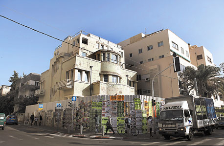 הבניין שיועד להקמת סניף הדגל של בנק הפועלים בת"א הבניין שיועד להקמת סניף הדגל של בנק הפועלים בת"א