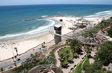 קו החוף של נתניה. סיפוח השטח של כפר נטר יגדיל את הכנסות העירייה ב-2.4 מיליון שקל השנה קו החוף של נתניה. סיפוח השטח של כפר נטר יגדיל את הכנסות העירייה ב-2.4 מיליון שקל השנה