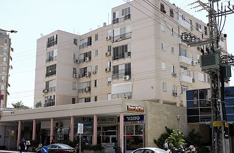 הבניין בהרצליה שלגביו הוגשה התביעה הבניין בהרצליה שלגביו הוגשה התביעה