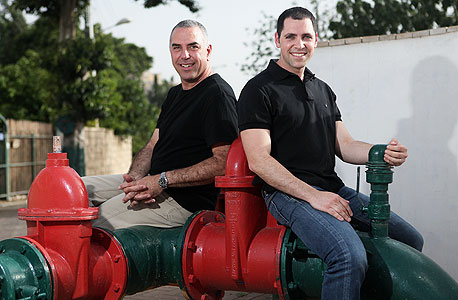 מנכ"ל טקדו אמיר פלג (משמאל) והסמנכ"ל גיא הורביץ מנכ"ל טקדו אמיר פלג (משמאל) והסמנכ"ל גיא הורביץ