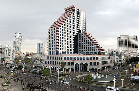 מגדל האופרה בתל אביב. א. דורי בנתה כמה מהפרויקטים הגדולים בארץ מגדל האופרה בתל אביב. א. דורי בנתה כמה מהפרויקטים הגדולים בארץ