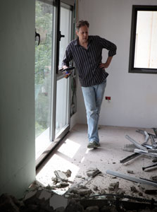 בדירה בארלוזרוב. "הכי התעניינתי בארכיטקטורה ובמוזיקה" בדירה בארלוזרוב. "הכי התעניינתי בארכיטקטורה ובמוזיקה"