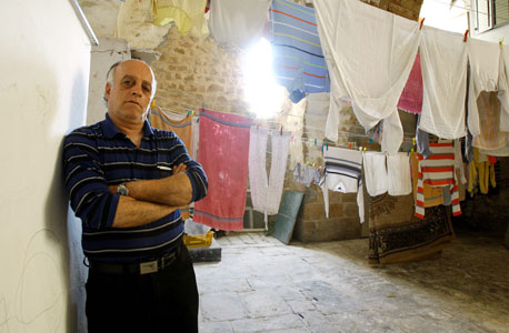 אדיב בחר וחבלי הכביסה שבגינם הוגשה נגדו תביעה אדיב בחר וחבלי הכביסה שבגינם הוגשה נגדו תביעה