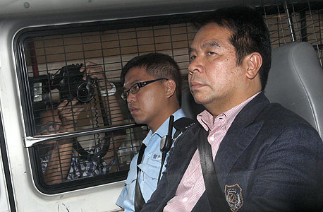 הבעלים של ברמינגהאם סיטי נעצר בחשד להלבנת הון והעלמת מס בהונג קונג