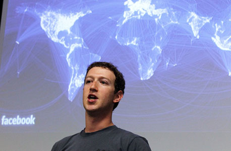 ממשיכה לחקות: פייסבוק מציעה אפשרות לעקוב אחרי משתמשים 