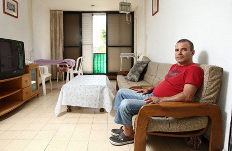 יגאל לוי. "הבית זקוק לשיפוץ רציני" יגאל לוי. "הבית זקוק לשיפוץ רציני"
