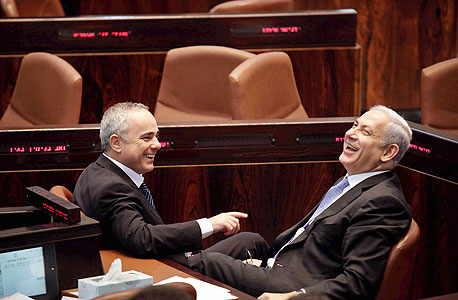 נתניהו ושטייניץ בכנסת (ארכיון) נתניהו ושטייניץ בכנסת (ארכיון)