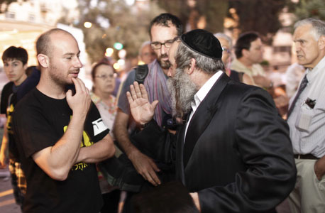 קשת שילמה על הקליפ שצולם במחאת האוהלים ושולב ב"ארץ נהדרת"