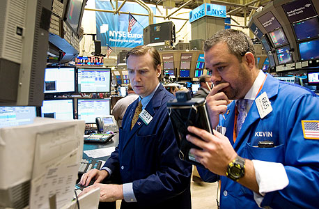 וול סטריט ננעלה בירידות - S&P עבר לטריטוריה אדומה ב-2014