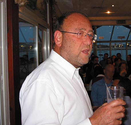 עו"ד מיקי צלרמאיר עו"ד מיקי צלרמאיר
