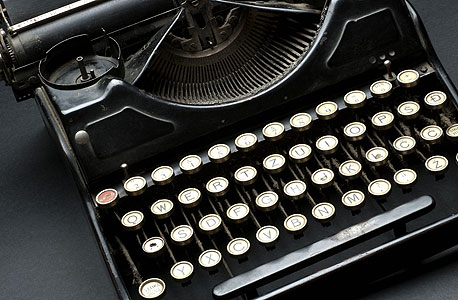 מאז מכונת הכתיבה, לא השתנתה תצורת הבסיס של המקלדת