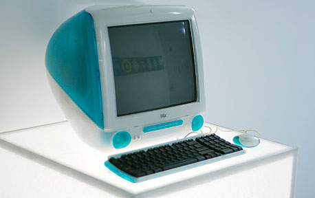 מחשב iMac. הסנונית הראשונה מחשב iMac. הסנונית הראשונה