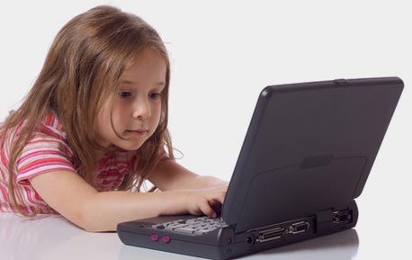 דו&quot;ח טכנולוגי: מסתבר שאפשר לנתק את הילדים מהרשת