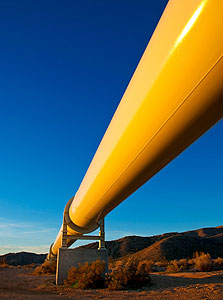 צינור נפט. כמו כביש אגרה, צילום: shutterstock