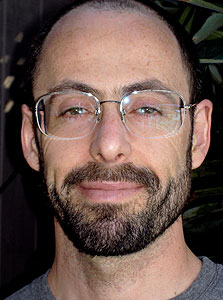 דניאל פסלר דניאל פסלר