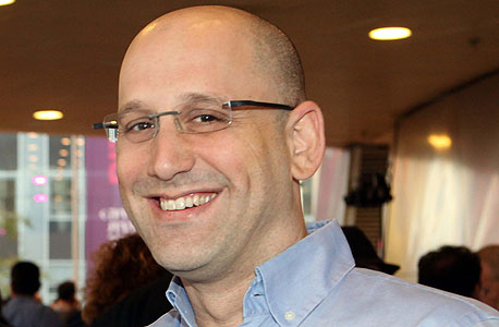 מנכ"ל סלקום ניר שטרן. העברה מהירה מנטוויז'ן מנכ"ל סלקום ניר שטרן. העברה מהירה מנטוויז'ן