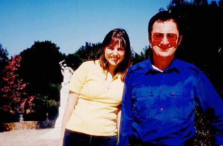 סופי פולגאר עם גלפנד, 1999. מכירים מהילדות בגוש הסובייטי, חלקו קיר משותף בדו־משפחתי בראשון לציון