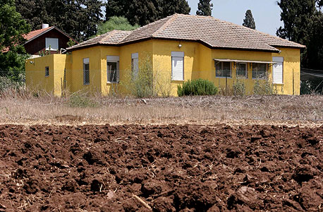 בית במושב בלפוריה, ליד עפולה בית במושב בלפוריה, ליד עפולה