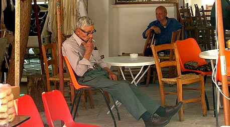 בית קפה בכפר הומודוס, קפריסין בית קפה בכפר הומודוס, קפריסין