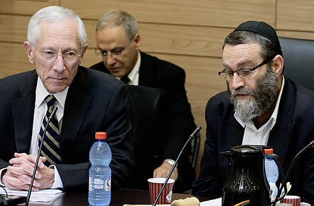 פישר: מדיניות הצנע באירופה היא הכיוון הנכון
