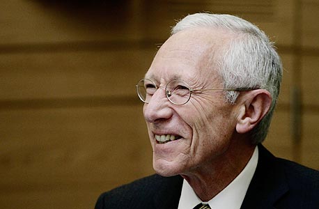 נגיד בנק ישראל סטנלי פישר. ניצל את הדו"ח השנתי האחרון כדי להזהיר ש"קצב התרחבות השימוש בתעשייה תלוי בעיקר בהתקדמות הקמת תשתית הפקת הגז והולכתו בתחומי המדינה" נגיד בנק ישראל סטנלי פישר. ניצל את הדו"ח השנתי האחרון כדי להזהיר ש"קצב התרחבות השימוש בתעשייה תלוי בעיקר בהתקדמות הקמת תשתית הפקת הגז והולכתו בתחומי המדינה"