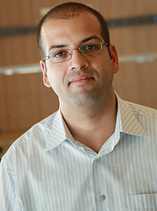 דחבש. "זה לא הזמן למניות" דחבש. "זה לא הזמן למניות"