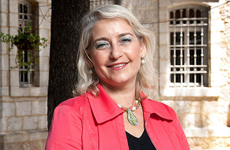 דלית שטאובר דלית שטאובר
