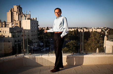 סקוט ג'ונס. "בשדות שלכם צריך את הטכנולוגיה החדישה ביותר כדי לשאוב גז" סקוט ג'ונס. "בשדות שלכם צריך את הטכנולוגיה החדישה ביותר כדי לשאוב גז"