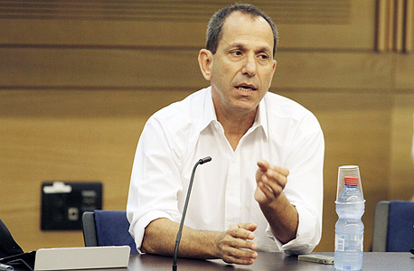 פרופ' שמואל האוזר, יו"ר רשות ני"ע פרופ' שמואל האוזר, יו"ר רשות ני"ע